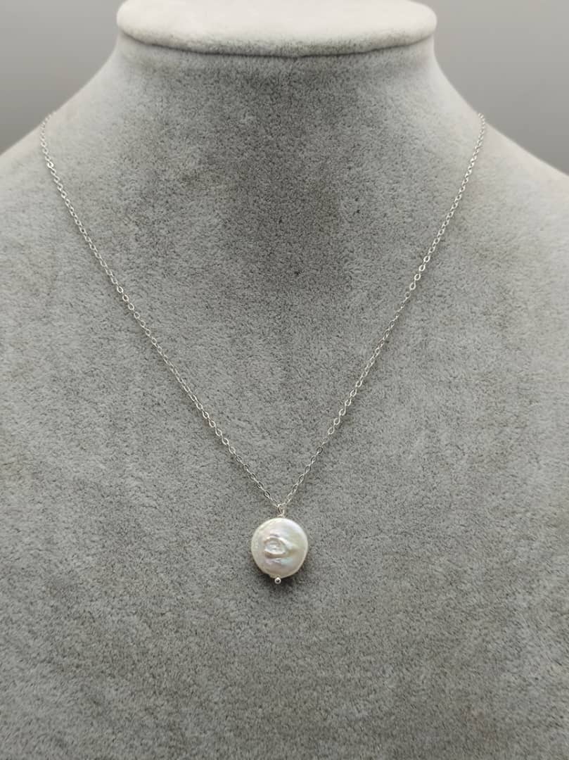 Pebble pendant