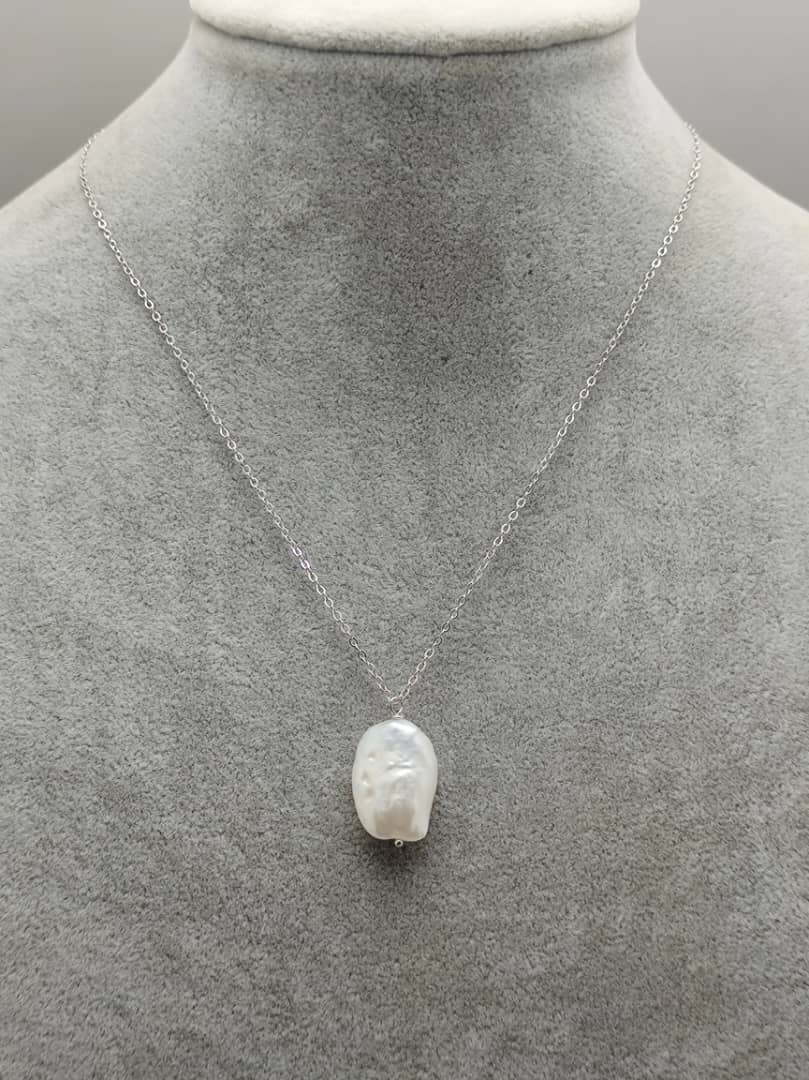 Pebble pendant